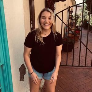 Meet your Posher, Carol